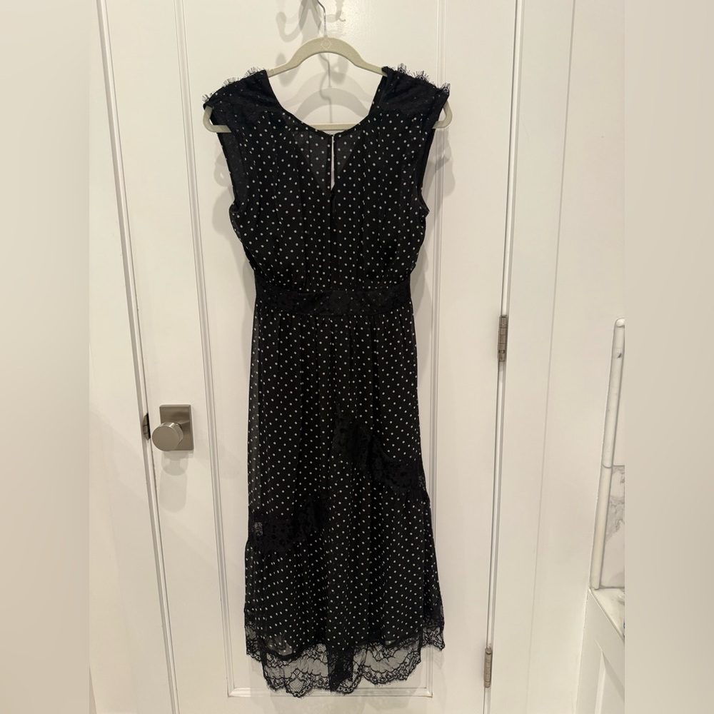 Whistles - Black Spot Lace Midi Dress - US 4
Black Polka Dot Dress